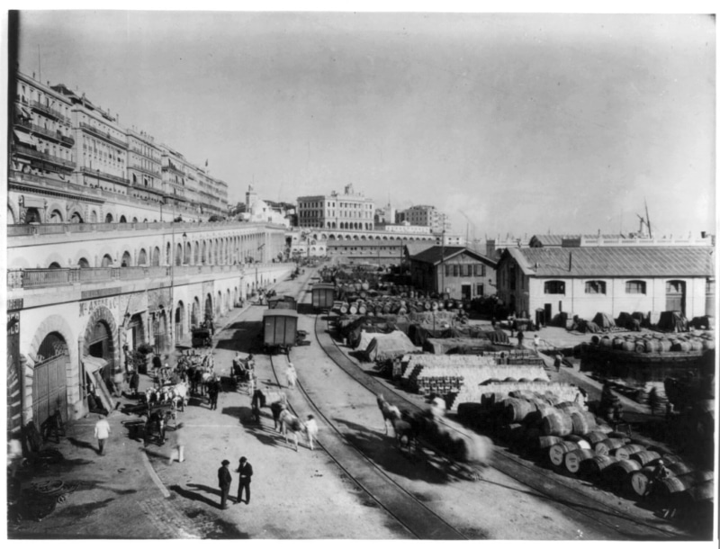 transfer print, grounds, people, city, history, transportation, high angle view, station, arts And Entertainment, old, crowd, incidental people, Algiers