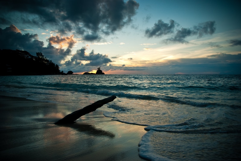 vacations, Seascape, Nature, sun rise, 4K, Beach, sea, Planet, sun, Plage, Seychelles  Mahé, coastline, Seychelles - Mahé, Coucher de soleil, seashore