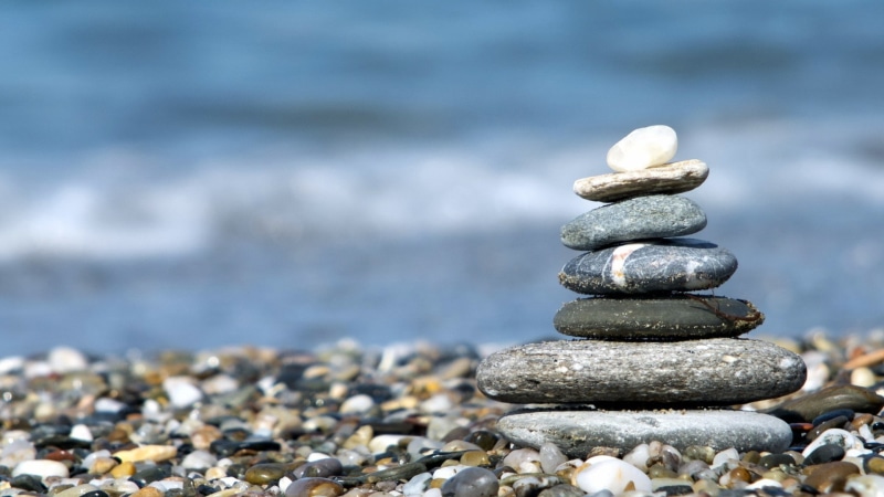 outdoors, pebbles, focus on foreground, pebble, water, rock - object, nature, 1080P, balance, stone - object, no people, stability, stones, tranquility