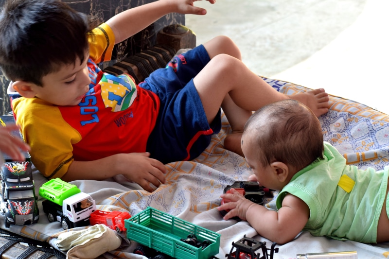 men, playing, fun, son, leisure activity, toddler, happiness, day, cute, kid, males, holding, healthy, happy, togetherness, child, mat, little, innocence