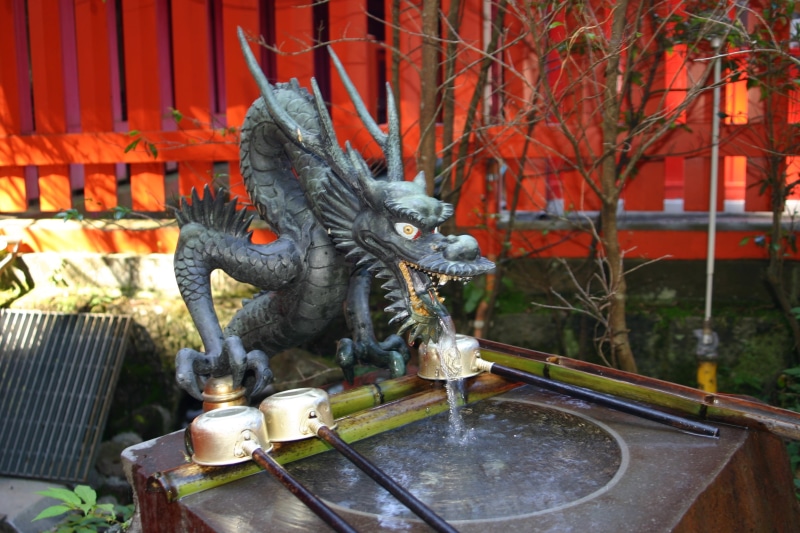 spirituality, nature, no people, day, place of worship, water, hakone, outdoors, art and craft, long, creativity, built structure, architecture, craft