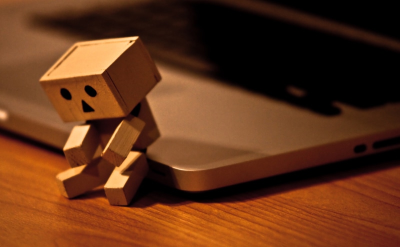 toy, creativity, technology, still life, 4K, business, wood - material, wood, danbo, no people, indoors, connection, toy block, finance, brown, metal