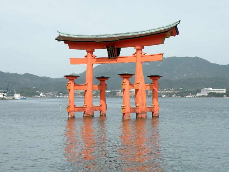 water, mountain, 2K, shrine, travel, sky, temple, miyajima, waterfront, place of worship, architecture, built structure, outdoors, torii, no people, spirituality
