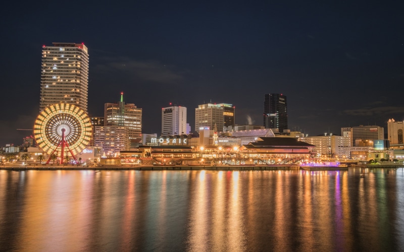 water, outdoors, river, phot, financial district, kobe, modern, travel destinations, skyscraper, kansai, wheel, waterfront, sky, cityscape, tall - high
