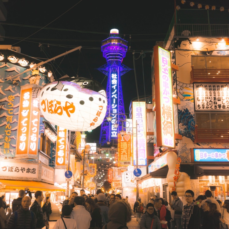 human, japan, architecture, metropolis, lighting, building exterior, tsutenkaku, 4K, town, osaka, buildings, urban, group of people, near, adult, people