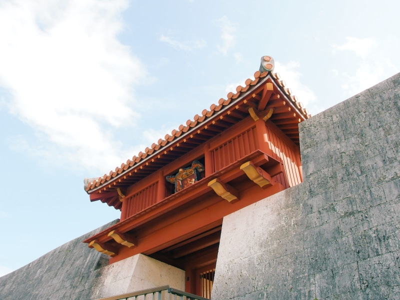 no people, belief, architectural feature, outdoors, building exterior, japan, nature, naha-shi, cloud - sky, place of worship, religion, temple, 4K, sunlight
