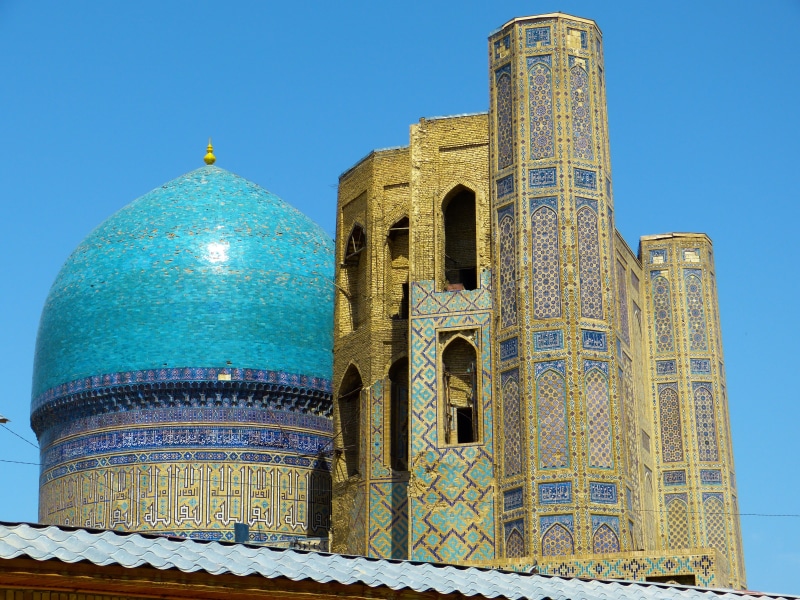 skyscraper, dome, building, 4K, clear sky, building exterior, sky, place of worship, outdoors, samarkand, belief, mosque, religion, built structure, places of interest