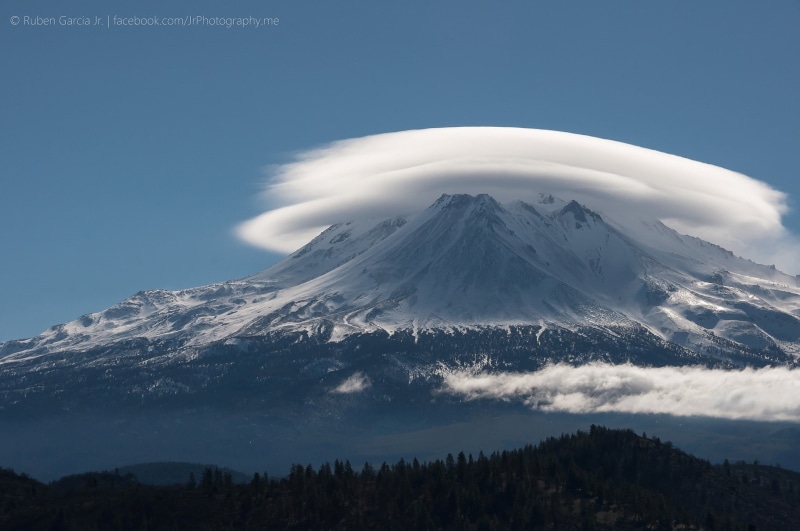 lenticular clouds, Mount Shasta, California, 1080P, volcano, mountains, clouds, landscape