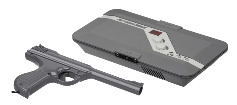 play, 4K, set, sign, entertainment, cut out, safety, still life, handgun, indoors, social issues, computer game, aggression, white background, gun, close-up
