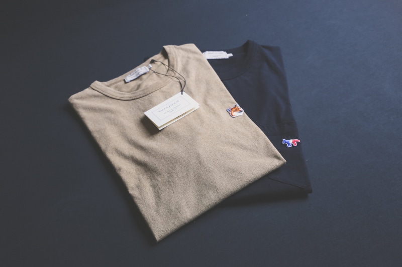 casual clothing, pocket, tote bag, hanging, tee shirt, khaki, indoors, home decor, t-shirt, canvas, business, portugal, stain, shirts, gray background