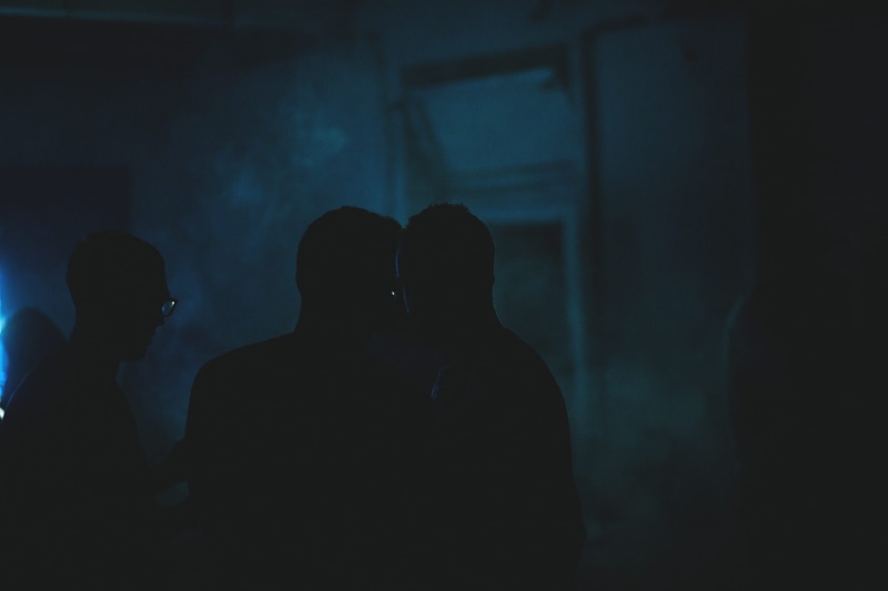 lifestyles, nightlife, #снимаюклассно, interior design, people, waist up, shadow play, shadow, women, neon light, atmosphere, group of people, 2K, party