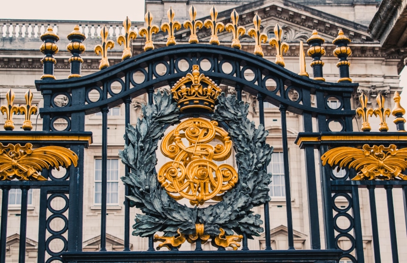 building exterior, decoration, clock, tourist attraction, travel destinations, day, no people, buckingham, UK, close, tourism, royal palace, city, religion