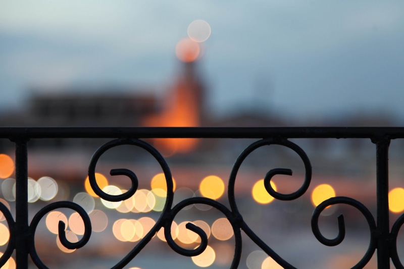 geometric shape, metal, bokeh, urban Scene, built Structure, circle, morocco, wrought Iron, focus on foreground, 1080P, outdoors, nature, glare, fence