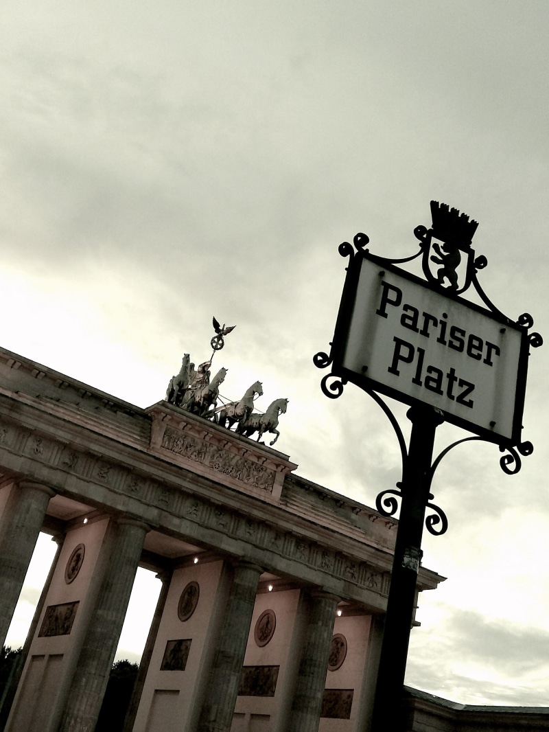 4K, photography, platz, berlin, pariser, gate, street, signage, architecture, white, black, brandenburg, Brandenburggate