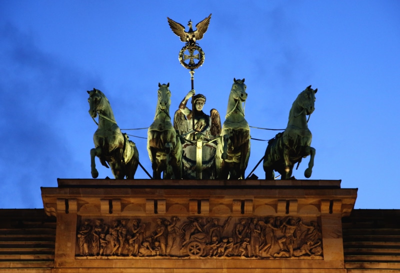 figure, animal wildlife, human representation, sculpture, representation, quadriga, berlin, history, brandenburg gate, the past, imposing dusk, architectural column
