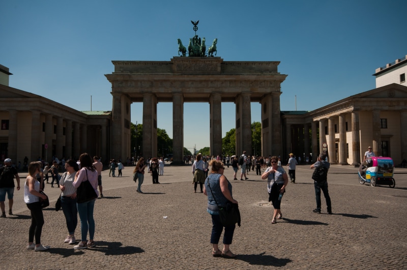 architectural column, berlin, nature, lifestyles, travel, brandenburg gate, city, people, men, tourism, architecture, building exterior, sky, large group of people