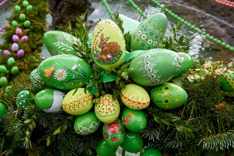 hare, easter theme, high angle view, celebration, easter egg, plant, fountain jewelry, easter greetings, close-up, easter decoration, custom, easter tradition