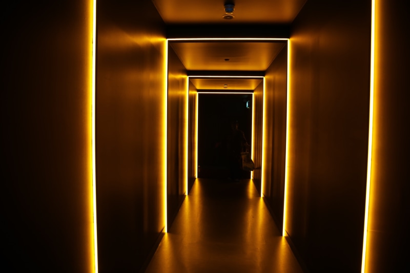 pub, 5K, gold colored, entrance, blurred motion, wealth, dublin, illuminated, business, entrance hall, gue, gunie, architecture, motion, building, beer