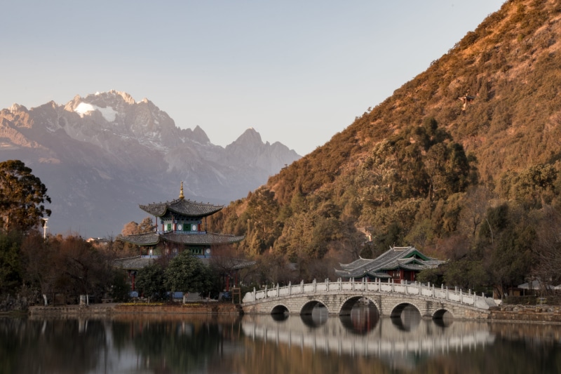 4K, beauty in nature, black dragon pool （northwest gate）, built structure, chinese, lake, green, waterfront, snow, bridge - man made structure, travel