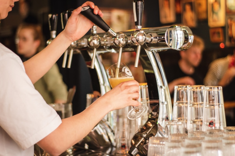 brewery, adult, lifestyles, beer, pub, drinking glass, person, leisure activity, nightlife, stout, bartender, waiter, men, food and drink, factory, people