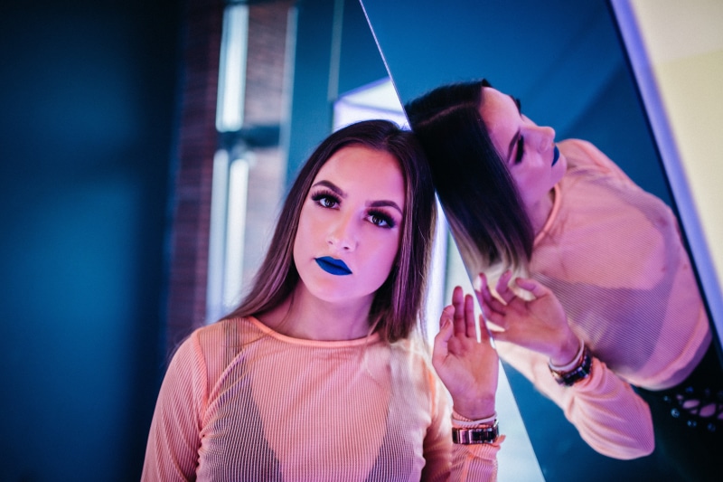 reflection, blue, model, hairstyle, beauty, young adult, portrait, gesturing, lips, headshot, long hair, looking at camera, two people, women, chica, leaning