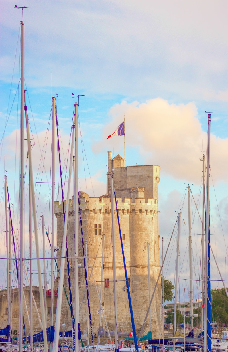 la rochelle, mer, no people, boats, outdoors, built structure, les plus jolies photos de la rochelle, barcos, nautical vessel, water, pole, barco, flag