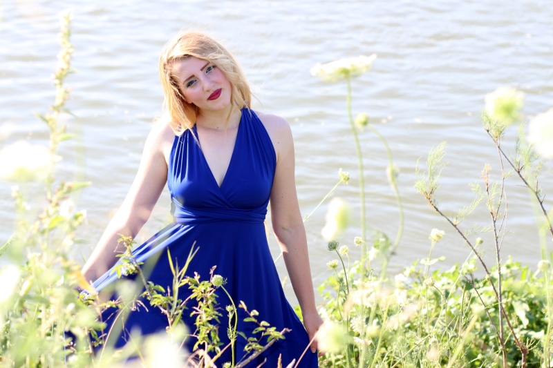 5K, young Adult, summer, people, teenager, hairstyle, only women, meadow, young women, lifestyles, green Color, outdoors, one Person, flower, females