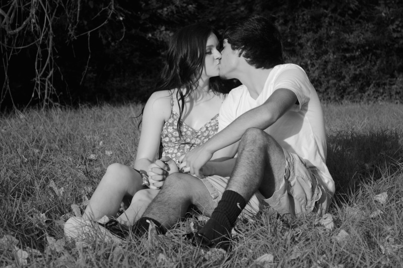 adult, female, boyfriend, love, romantic couple, two, 5K, grass, plant, beautiful couple, land, men, young, woman, photo, couple in love, casual clothing