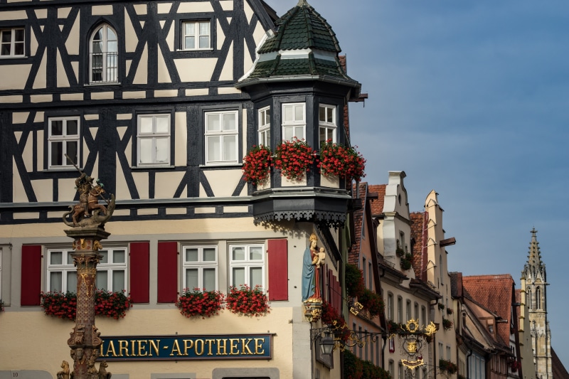 railing, balcony, ornate, historic old town, history, no people, places of interest, truss, window, city, middle ages, building exterior, travel destinations