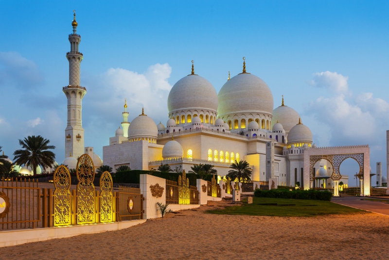 history, Palace, arch, lawn, UAE, belief, 5K, place of worship, Abu Dhabi, the fence, travel, dome, building exterior, tourism, architecture, tower, mahal