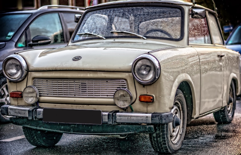 history, transportation, historically, day, trabant 601, stationary, collectors car, past, motor vehicle, cult, wet, pkw, city, trabi, windshield, spotlight