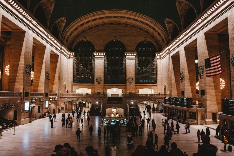 human, city, town, real people, arched, leisure activity, new york, travel destinations, people, walking, lifestyles, group of people, 5K, inside, lighting