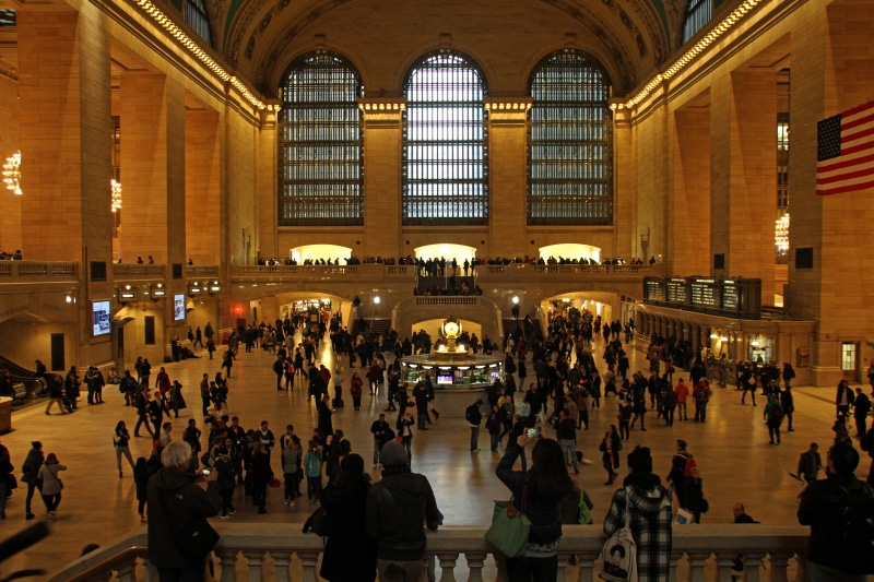 station, large group of people, real people, leisure activity, travel, arch, men, group of people, architecture, the past, 5K, ceiling, train, illuminated