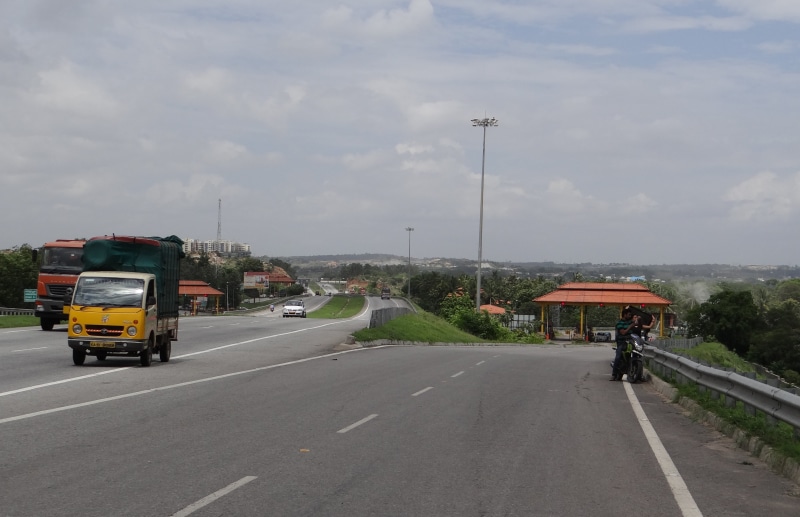 truck, the way forward, tax check, land vehicle, car, sky, transport, toll gate, slip road, city, transportation, highway, bangalore, interchange, cloud - sky