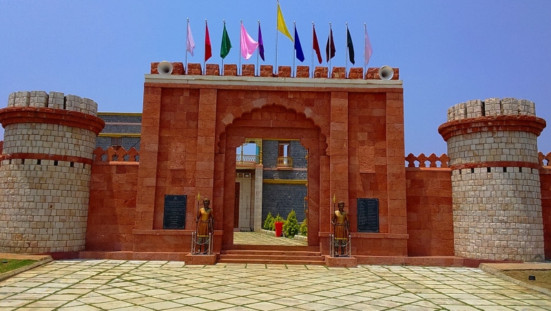 travel destinations, no people, architecture, day, poet, building, kanakadasa, wall, tourism, bada, entrance, flag, kannada, memorial, saint, karnataka