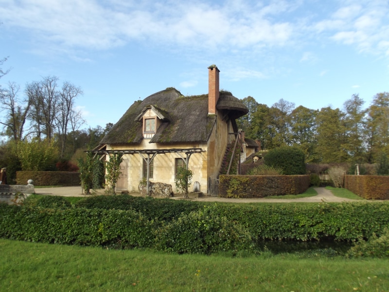 landscape, 4K, village, sky, landmark, field, house, marie antoinette, history, the past, building exterior, tudor, built structure, france, ancient civilization