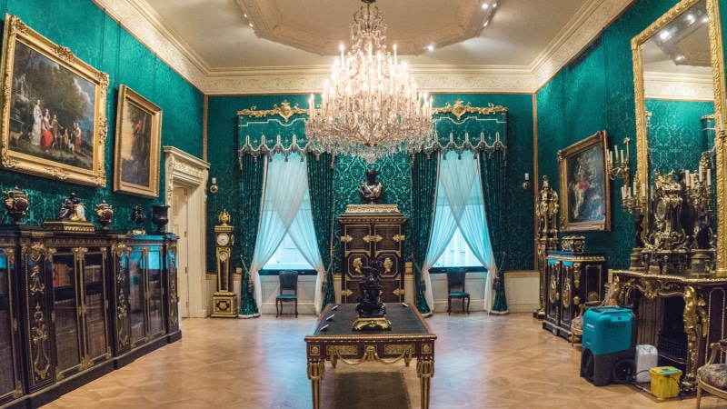 london, absence, no people, religion, gold, hanging, architecture, design, uk, travel destinations, room, interior, elegance, illuminated, art, wealth
