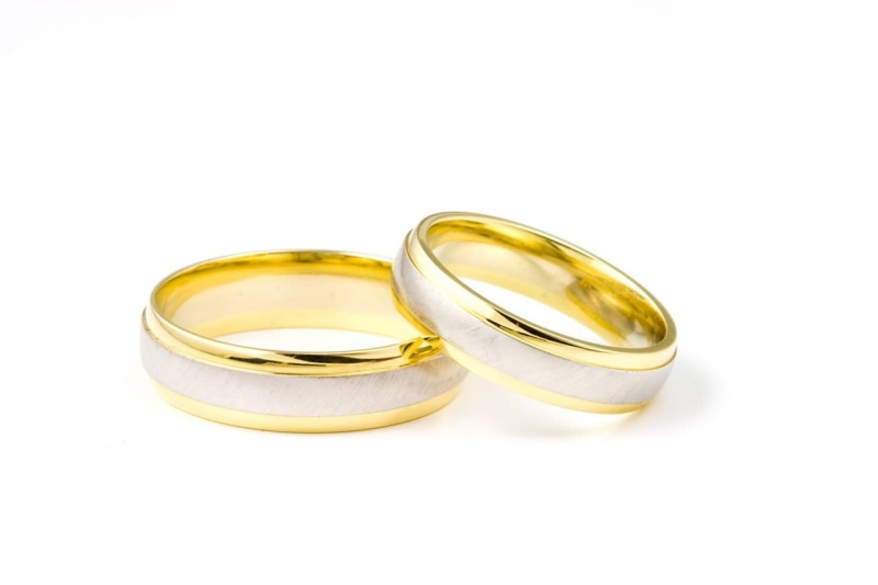 groom, celebration, copy space, silver, studio shot, event, bride, love, two, bridal, wedding ring, 720P, gold, cut out, silver and gold, no people, jewelry