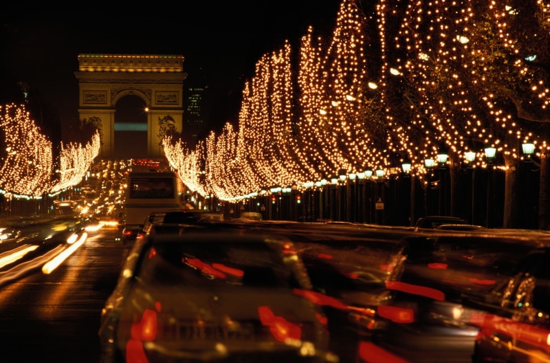 night, triumphal arch, water, decoration, lighting equipment, tourism, travel, Paris, no people, 1080P, christmas decoration, built structure, traffic