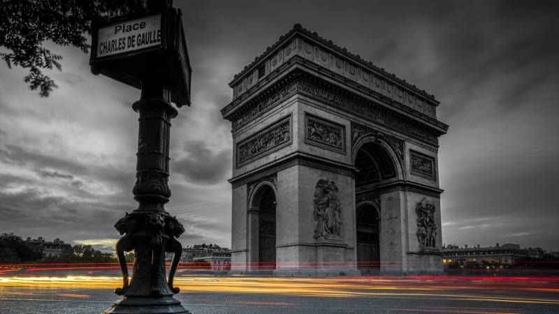 built structure, outdoors, light trail, the past, speed, city, monument, blurred motion, cloud - sky, 1080P, cloud, arc de triomphe, road, europe, history