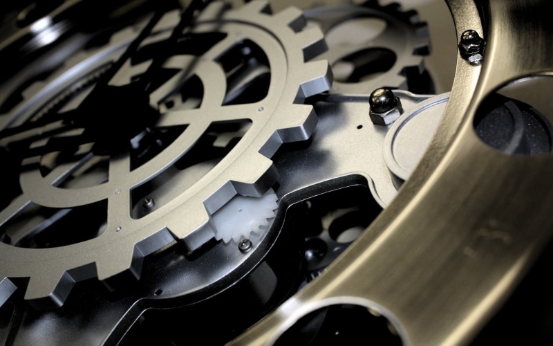 colored, wheel, chrome, transportation, part Of, silver colored, gold, mechanic, time, selective focus, engineering, turning, watch, steel, engine