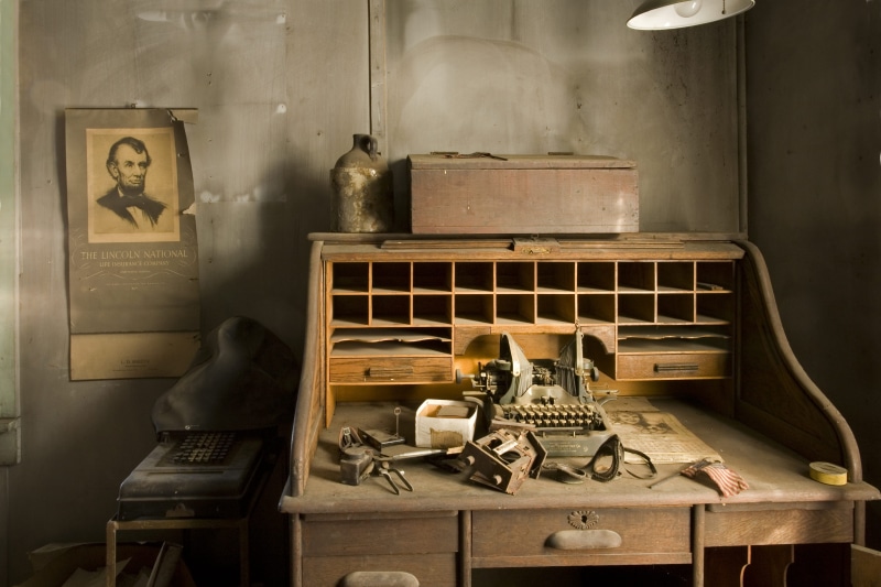 music, console, wood, electronics, no people, musical instrument, pc, laptop, abandoned, vintage, wooden, closet, cupboard, shelf, old, brown, desk, typewriter
