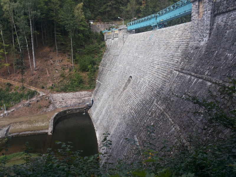 the firewall, dam, water, hydroelectric power, pollution, forest, land, building, menjugate, nature, architecture, 2K, tama, flowing, renewable energy