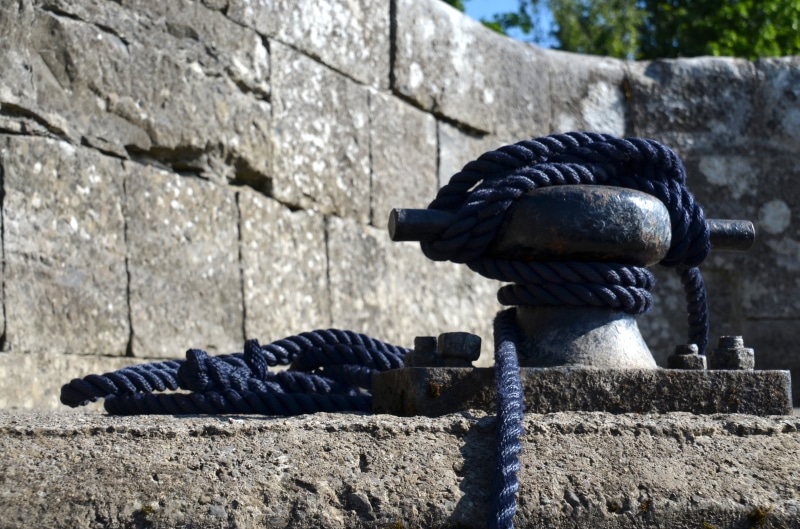 wall, statue, metal, sea, outdoors, art and craft, port, architecture, nature, animal, animal themes, 4K, stone wall, animal representation, anchorage