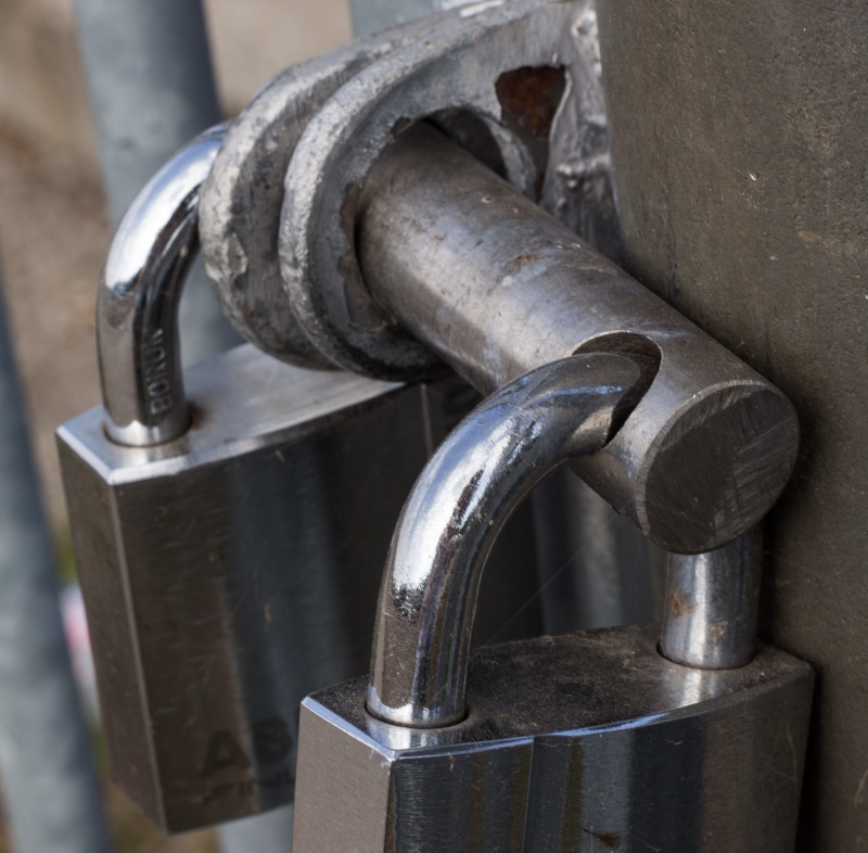 safety, the safety of the, connection, key, door keys, security key, day, grate, grating, strength, security, Locked, no people, closing, production, Locks
