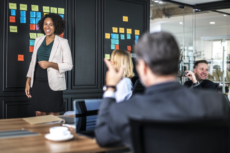brainstorming, group together, smile, conversation, technology, colleagues, corporate business, meeting, business people, coffee, listening, adult, mid adult
