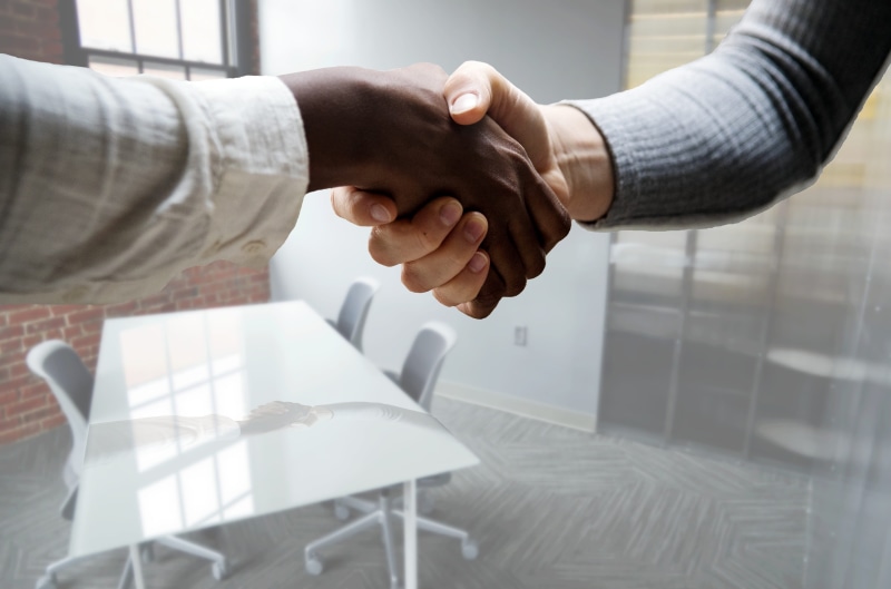 interview, human hand, 4K, human, cooperation, adult, shake, communication, teamwork, businessman, indoors, employee, recruiting, chair, job, handshake
