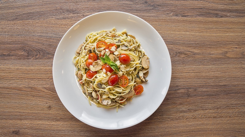 dinner, hunger, vegetarian food, calories, white, temptation, delight, mass, savory food, food and drink, ceramic, vegetable, mushroom, lunch, 5K, no people