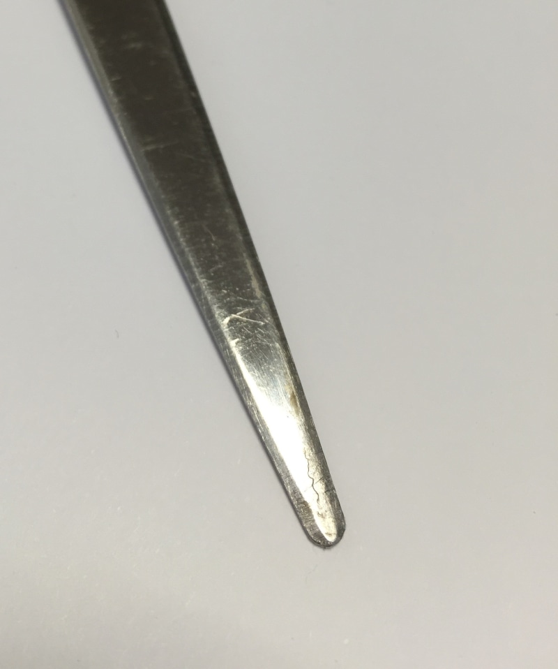 desk, writing tool, aggression, close-up, sharp, 1080P, paper knife, silver colored, pen, silver - metal, shiny, alloy, metal, no people, white background