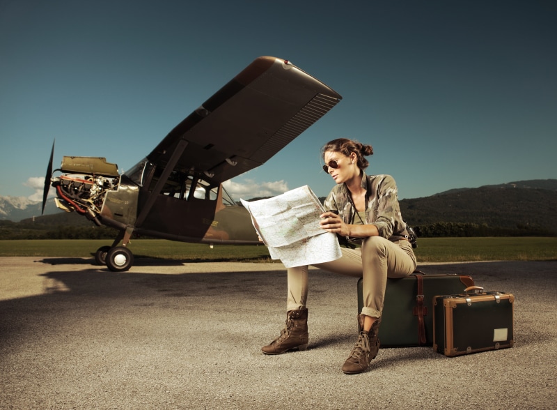old-fashioned, people Traveling, lifestyles, two people, retro Styled, airport, people, sky, females, women, tourism, tourist, suitcase, s, set, exploration